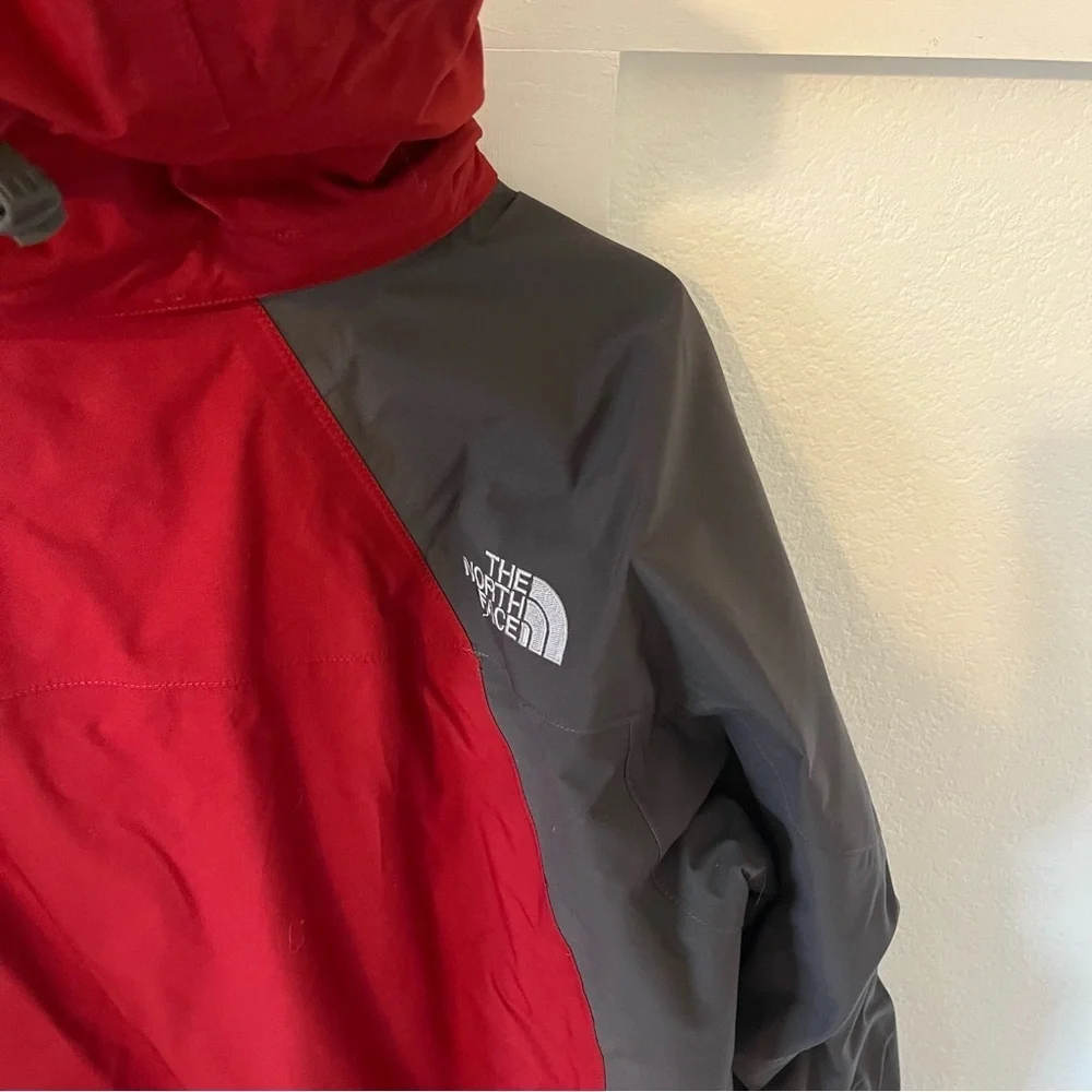 The North Face Men's XL Hyvent Winter Jacket.